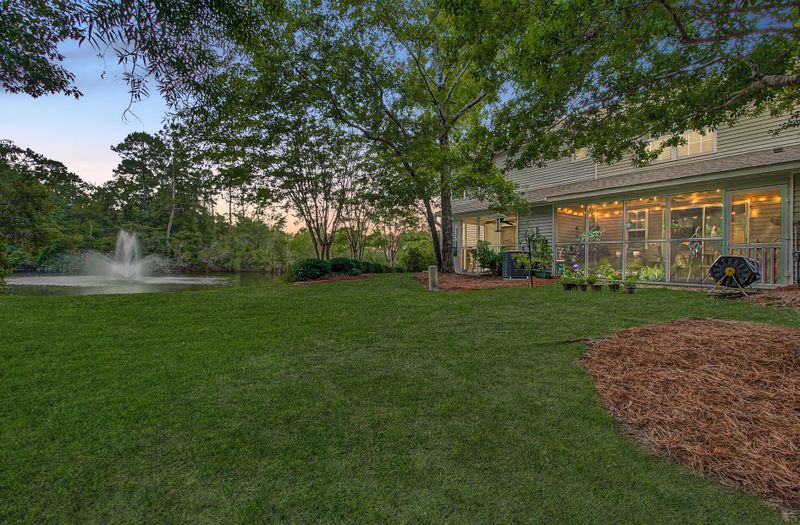 502 Elm Hall Cir, Summerville, SC 29483