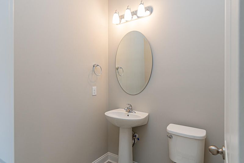 804 S S Pointe Blvd, Summerville, SC 29483