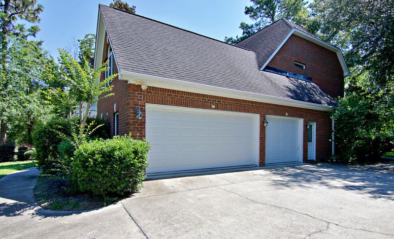 4219 Buck Creek Ct, North Charleston, SC 29420