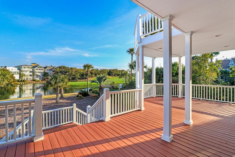 7 Ocean Point Dr, Isle Of Palms, SC 29451