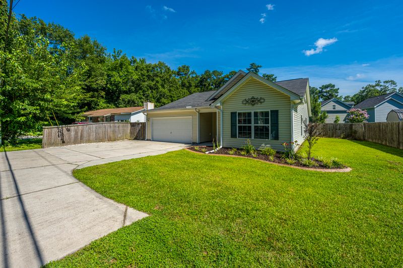 321 Miles Jamison Rd, Summerville, SC 29485