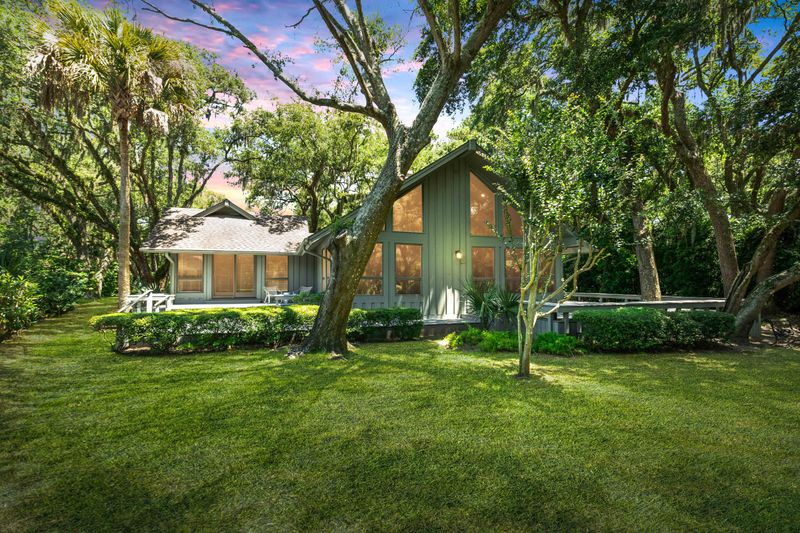 262 Sea Marsh Dr, Kiawah Island, SC 29455