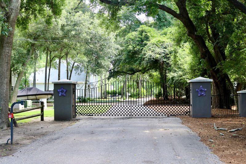 2890 Roast Duck Ln, Johns Island, SC 29455