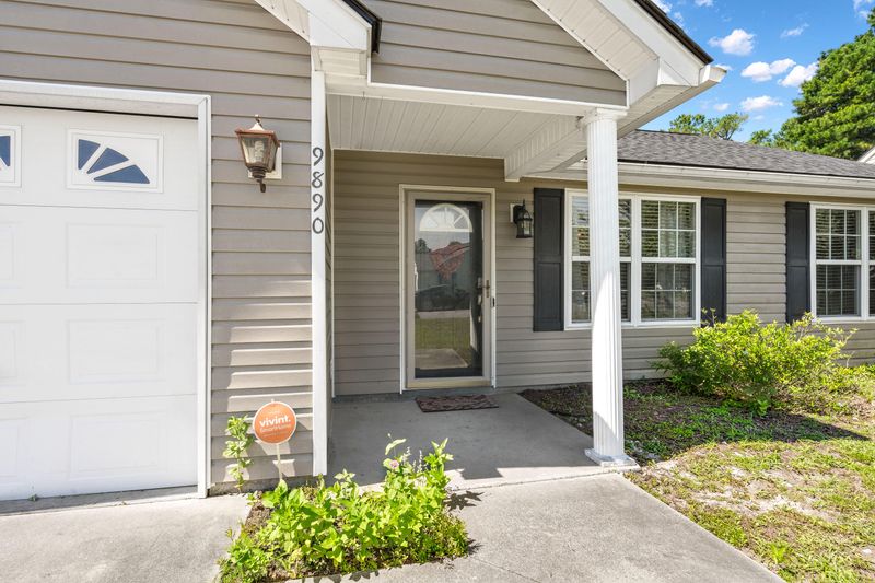 9890 Levenshall Dr, Ladson, SC 29456