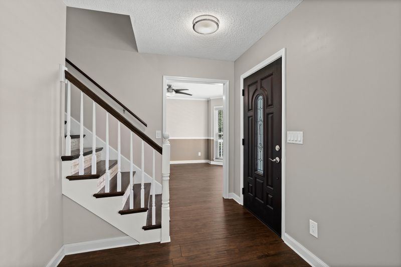 606 N Hickory St, Summerville, SC 29483