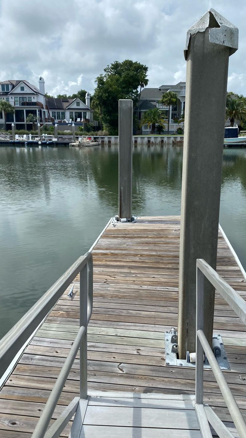 34 Morgan Pl Dr, Isle Of Palms, SC 29451