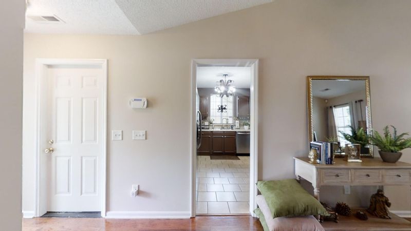 4212 Lavender Ln, North Charleston, SC 29420