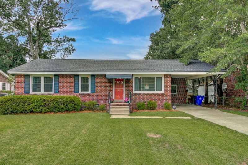 5201 Sterrett St, North Charleston, SC 29405