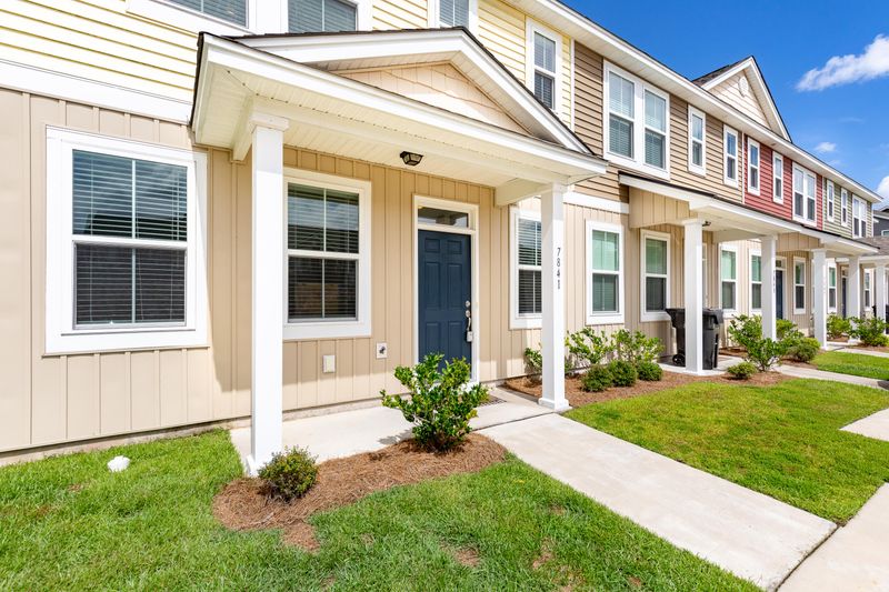 7841 Montview Rd, North Charleston, SC 29418