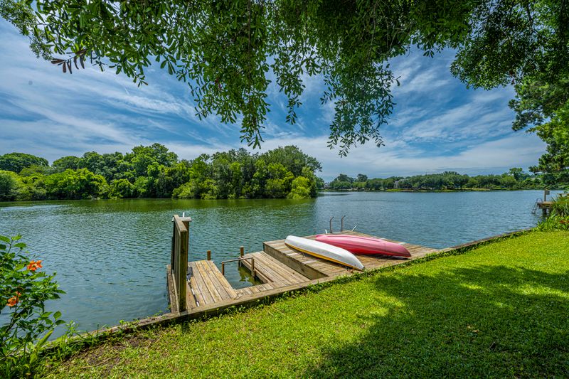 1360 Woodlock Rd, Mount Pleasant, SC 29464