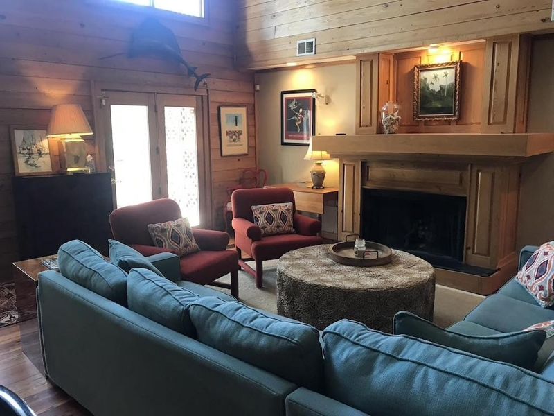 1601 Poe Ave, Sullivans Island, SC 29482