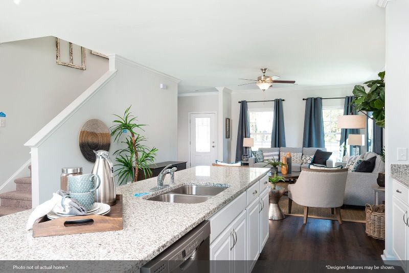 212 Hyrne Dr, Goose Creek, SC 29445