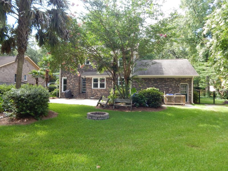 117 Plantation Dr, Summerville, SC 29485