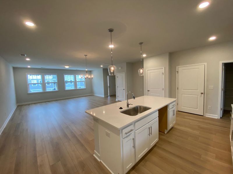 143 Winding River Dr, Johns Island, SC 29455