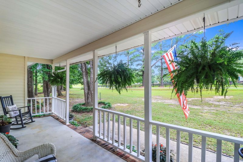 102 Paris Ln, Summerville, SC 29483