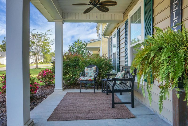 323 Foxbank Plantation Blvd, Moncks Corner, SC 29461