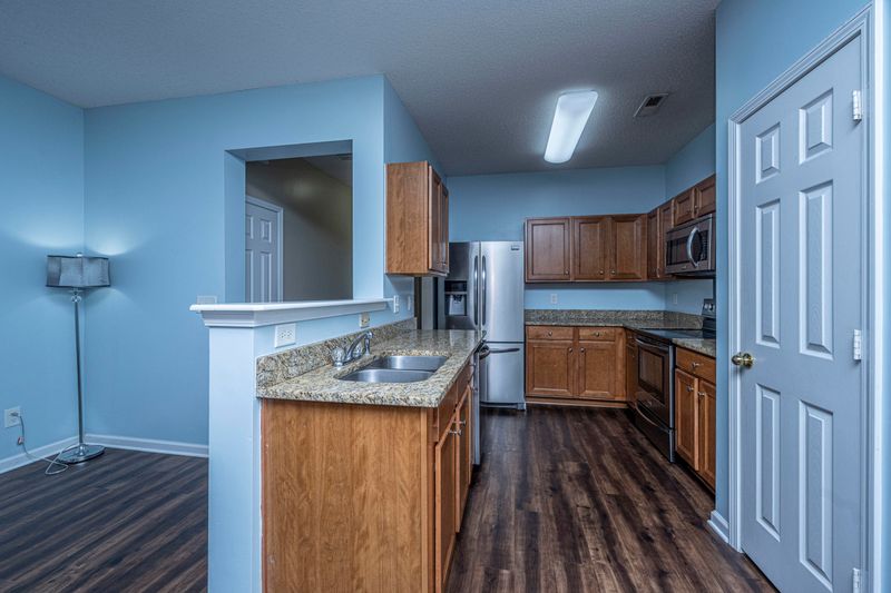 240 Brookshire Rd, Goose Creek, SC 29445