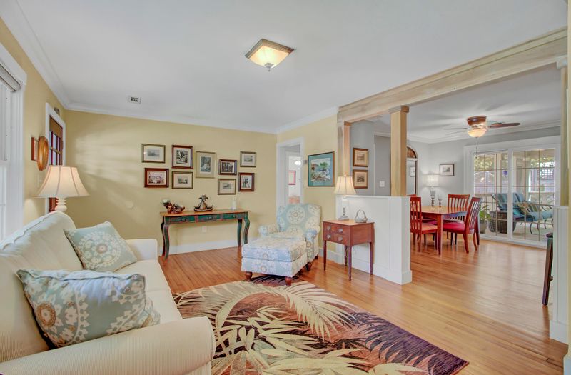 1466 Barbara St, Mount Pleasant, SC 29464