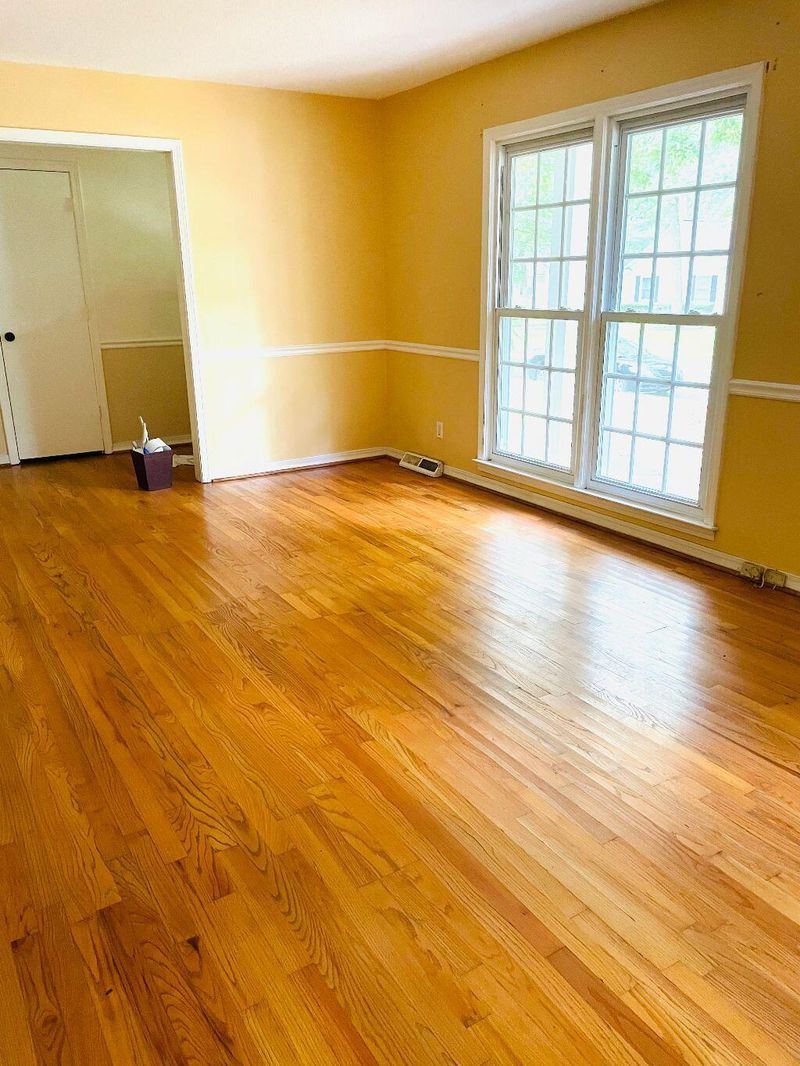 109 Runnymeade Ln, Summerville, SC 29485
