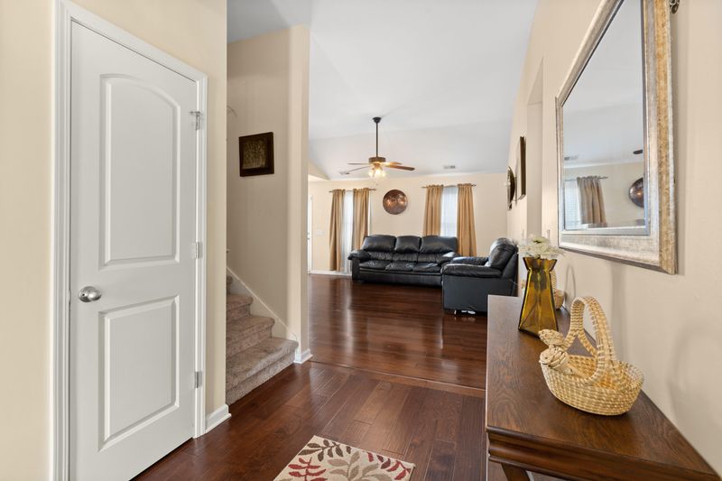 2900 John Cabot Dr, North Charleston, SC 29420