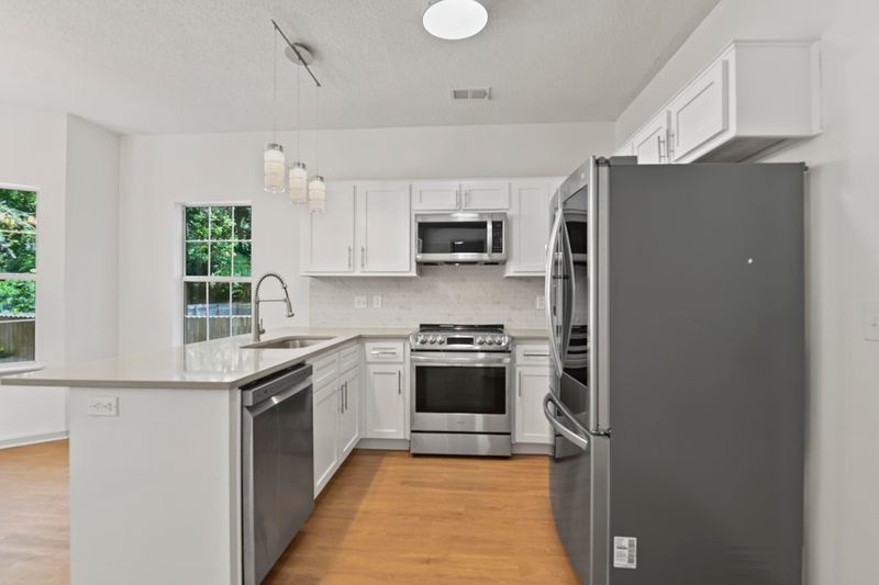 309 Stefan Dr, Charleston, SC 29412