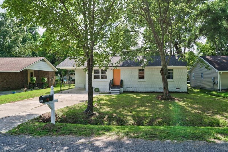 127 Englewood Rd, Goose Creek, SC 29445
