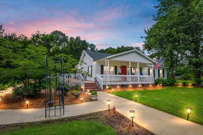 10310 Us Highway 17, Mcclellanville, SC 29458