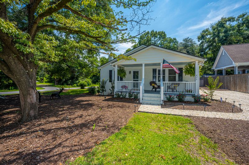475 Lindberg St, Charleston, SC 29412