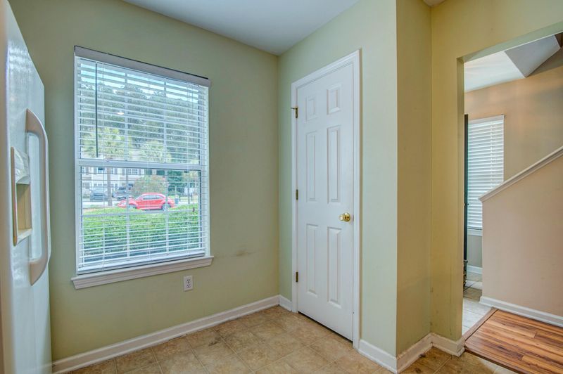 1239 Island Club Dr, Charleston, SC 29492