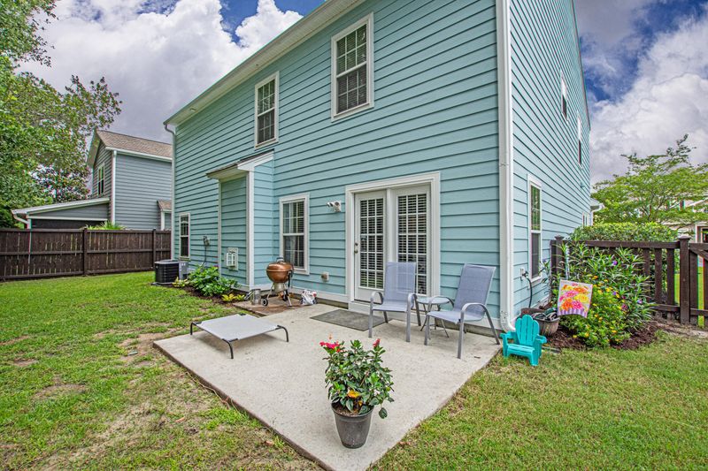 238 Nelliefield Creek Dr, Charleston, SC 29492