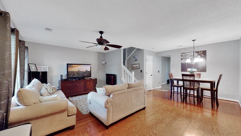 301 Tree Branch Cir, Summerville, SC 29483