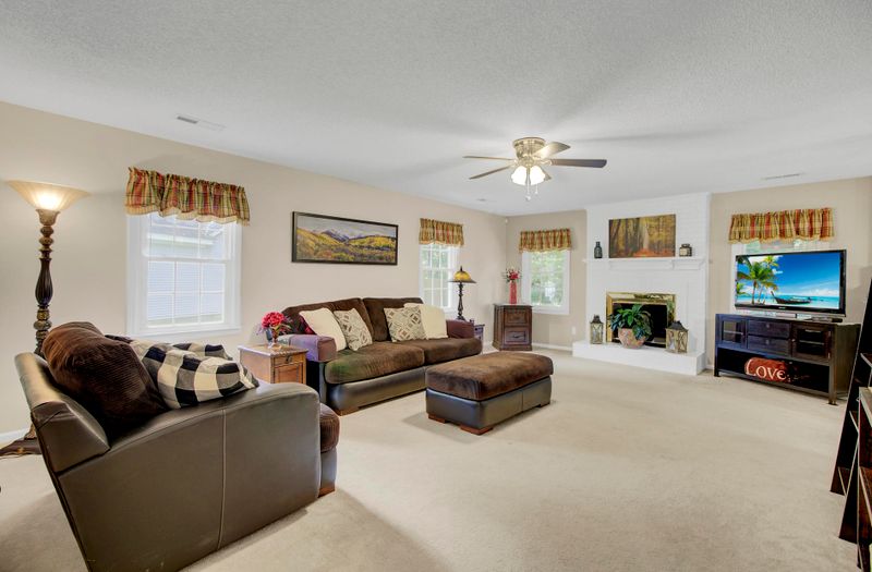 126 Wainwright Manor, Summerville, SC 29485