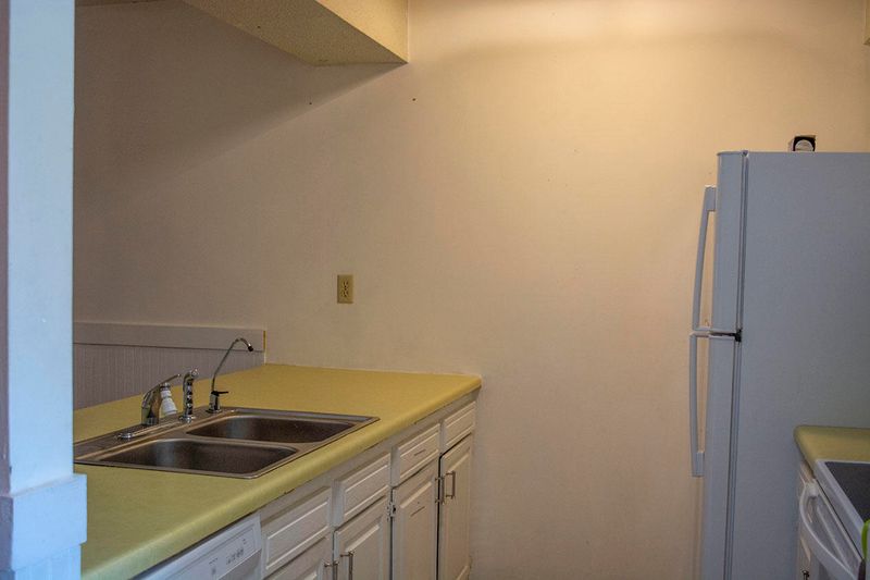 811 Club Cottage Rd, Edisto Island, SC 29438