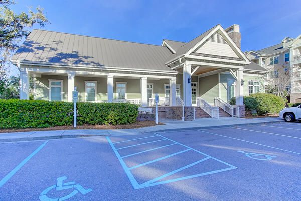 2244 Ashley Crossing Dr #328, Charleston, SC 29414