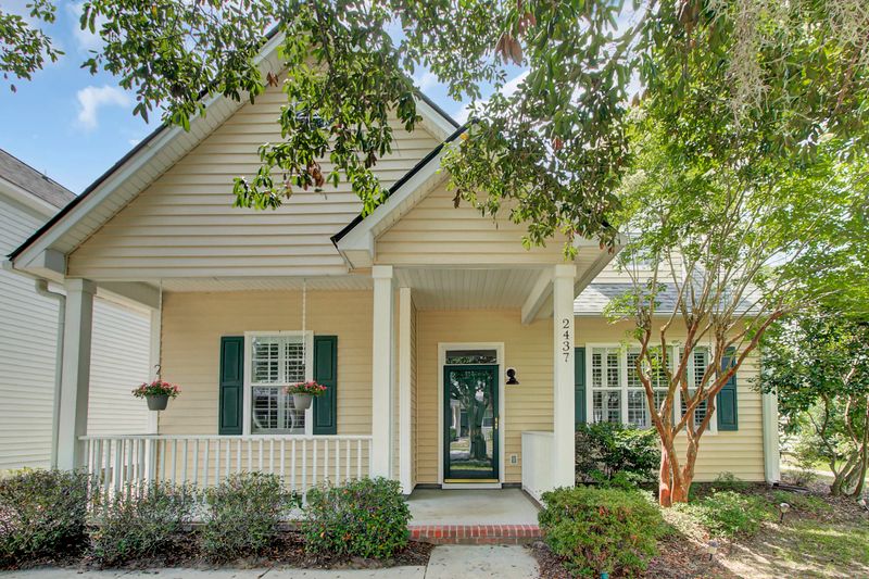 2437 Fulford Ct, Mount Pleasant, SC 29466