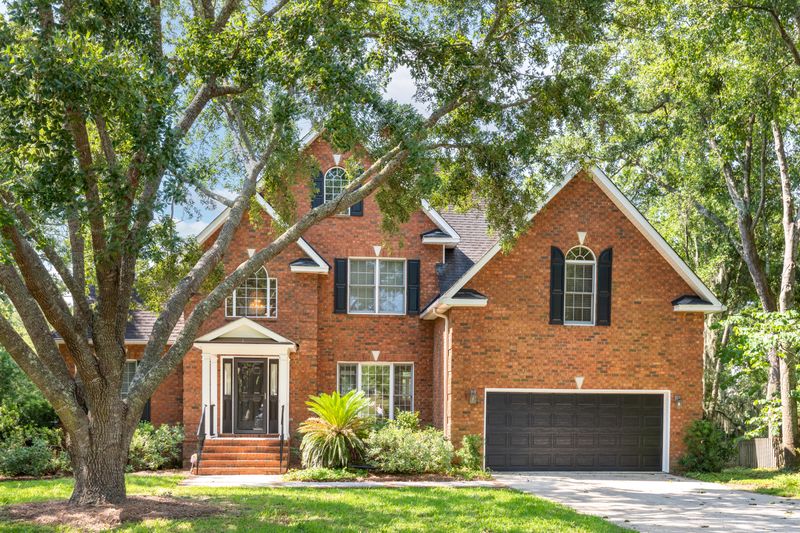 847 Treasury Bend Dr, Charleston, SC 29412