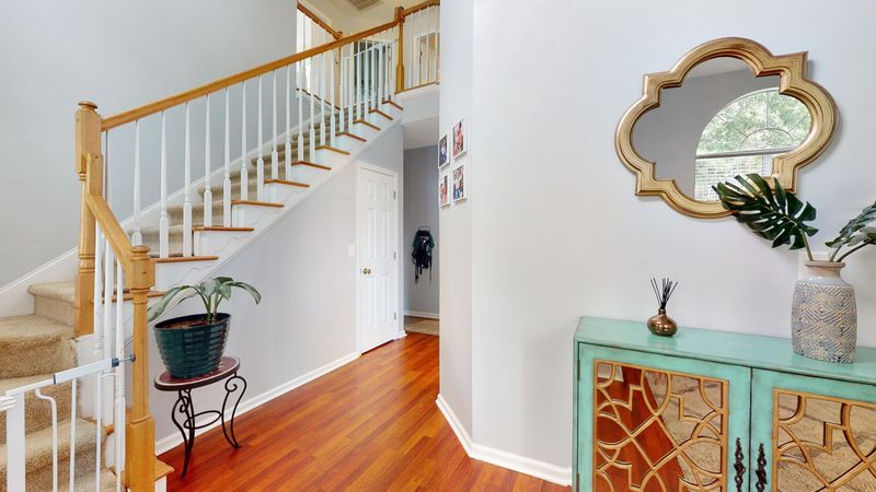 5386 Greggs Landing Dr, North Charleston, SC 29420