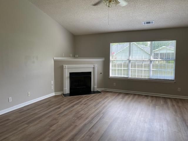 203 Hawkridge Pl, Goose Creek, SC 29445