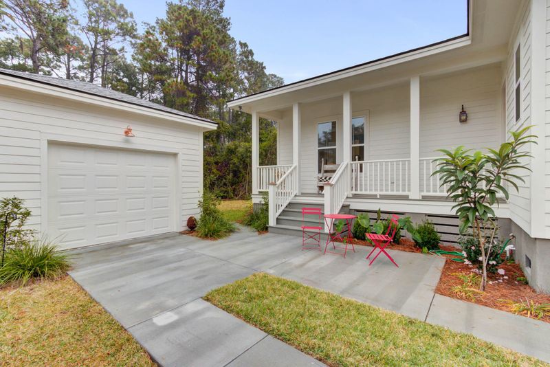 3290 Johnstowne St, Johns Island, SC 29455