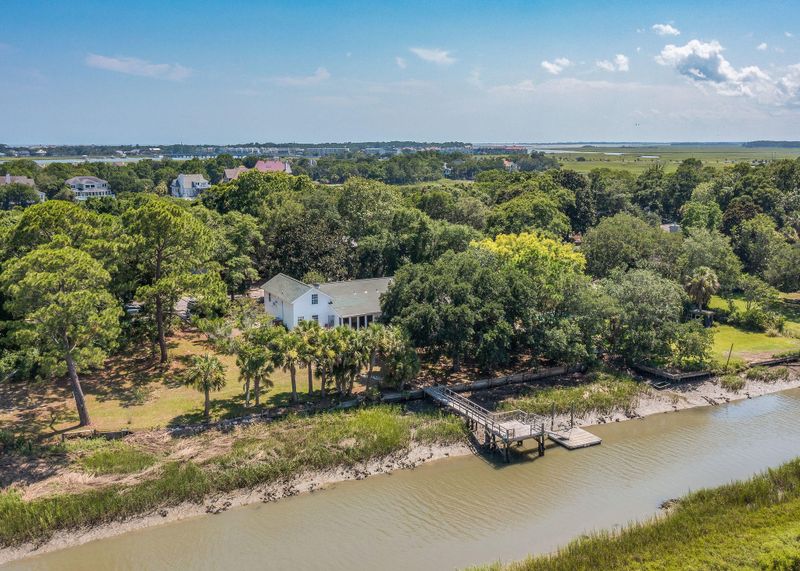 1536 Oak Island Dr, Charleston, SC 29412