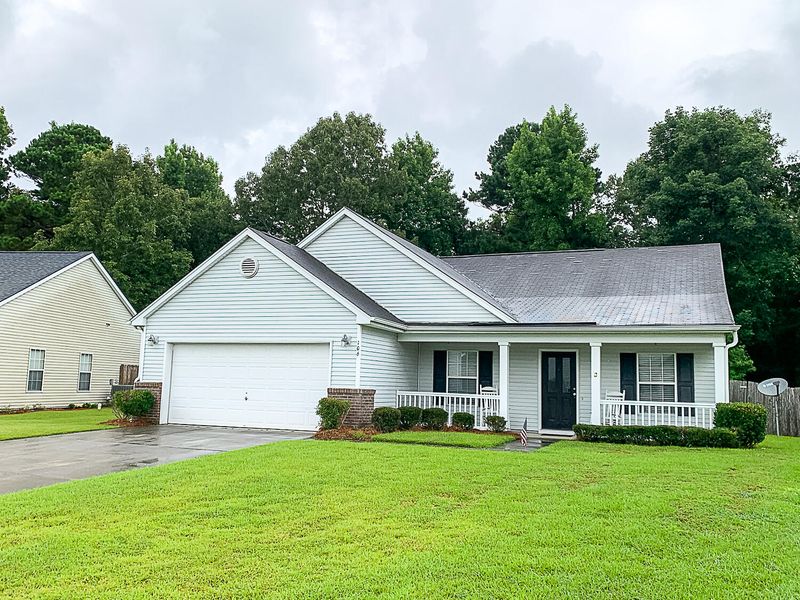 106 Barley St, Goose Creek, SC 29445