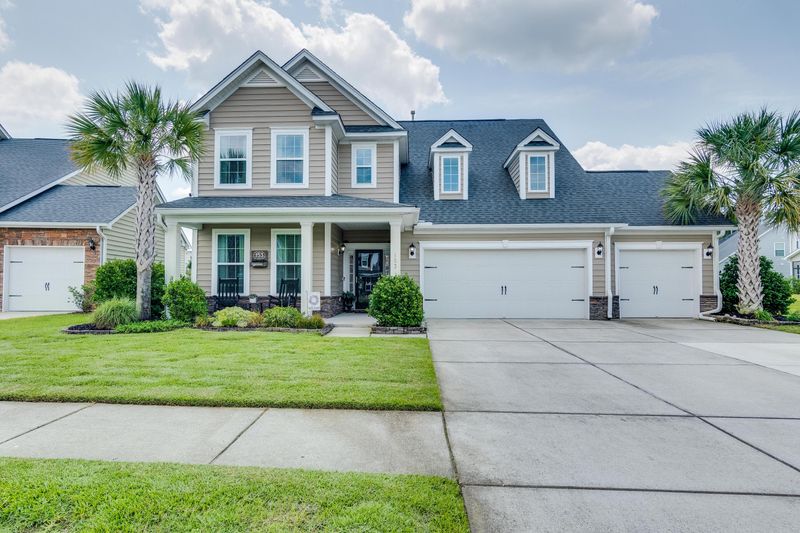 153 Royal Star Rd, Summerville, SC 29486