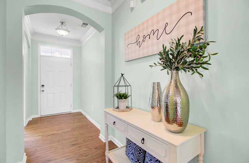 130 Shadybrook Dr, Summerville, SC 29486