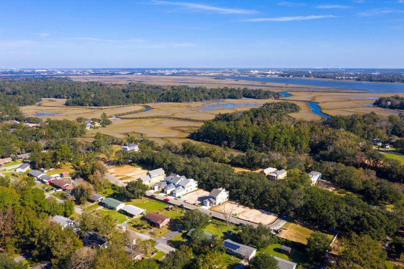 1007 Avenue Of Oaks, Charleston, SC 29407