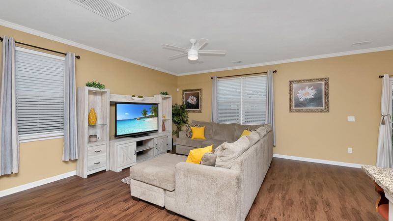 509 Wayton Cir, Moncks Corner, SC 29461