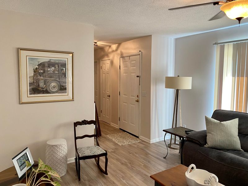102 Mellard Dr, Goose Creek, SC 29445