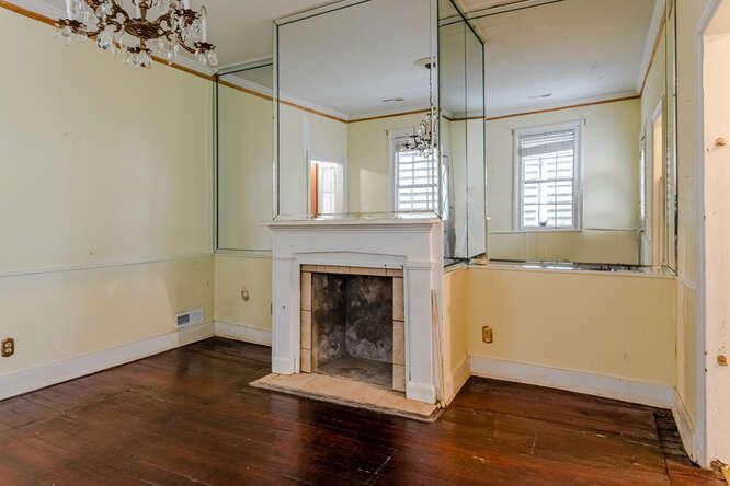 142 Coming St, Charleston, SC 29403