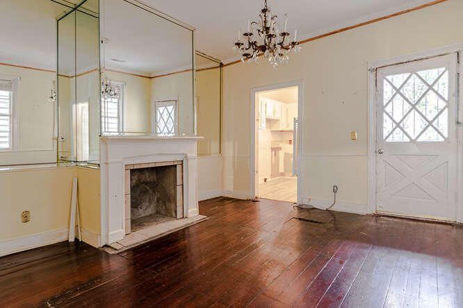 142 Coming St, Charleston, SC 29403