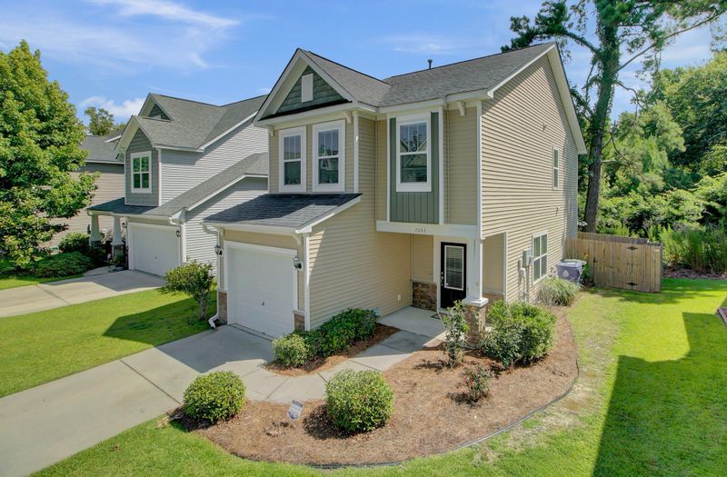 2042 Maybelles Ln, Charleston, SC 29414