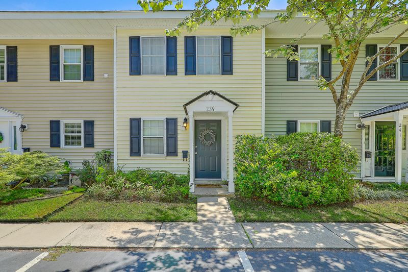 239 Heritage Cir #N-2, Mount Pleasant, SC 29464